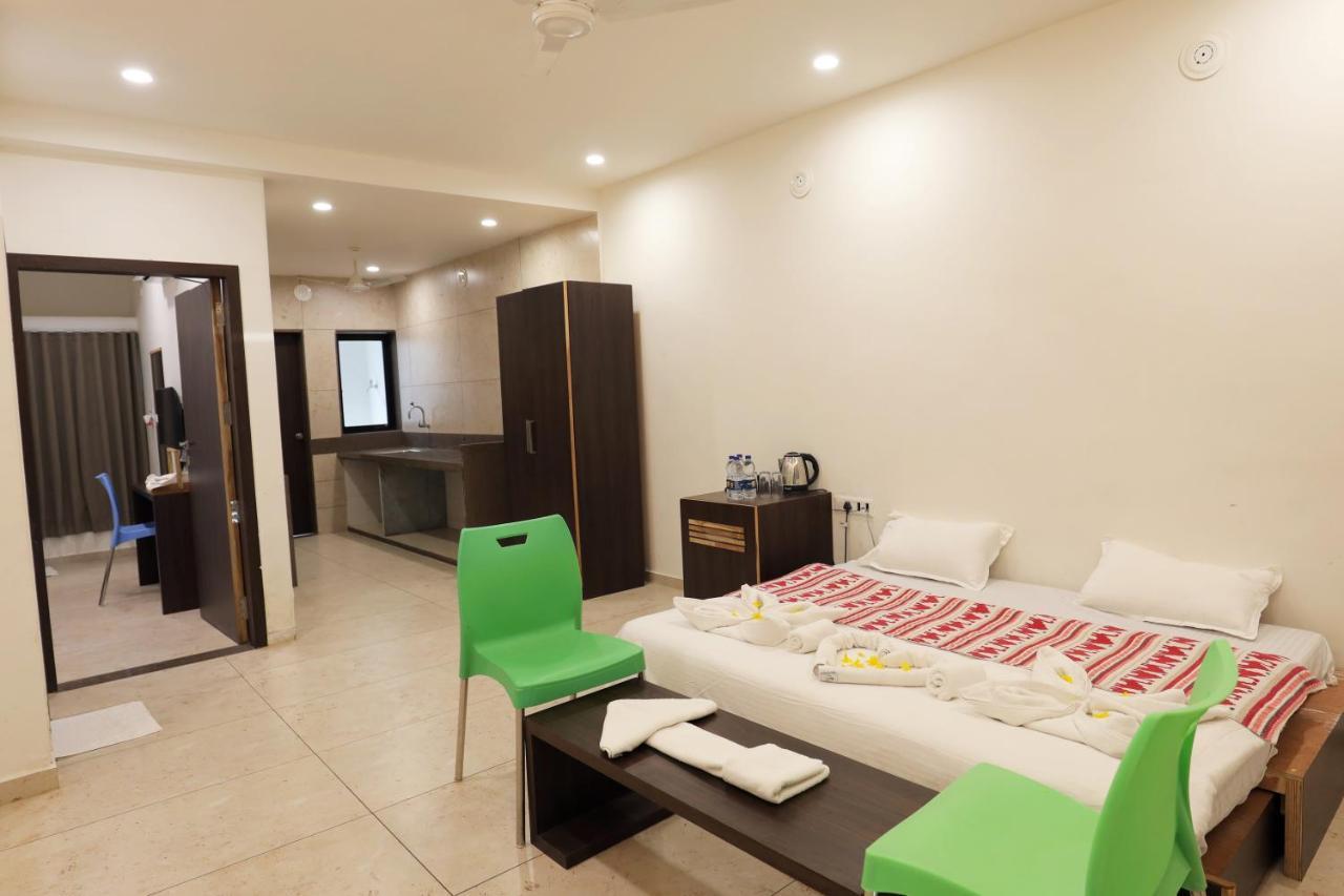 Leena Resort Garudeshwar Esterno foto