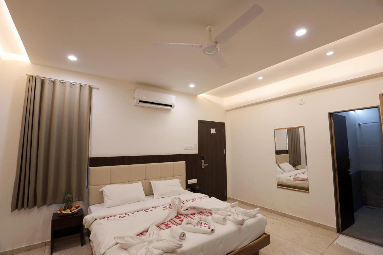 Leena Resort Garudeshwar Esterno foto
